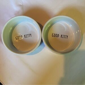 Good Kitty Food/Water Bowls